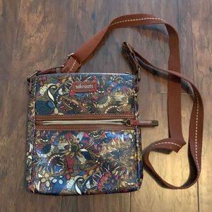 Crossbody purse